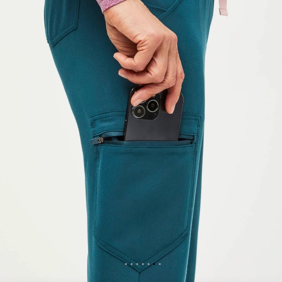 Figs Caribbean Blue Zamora Joggers XS/Petite - Picture 5 of 5